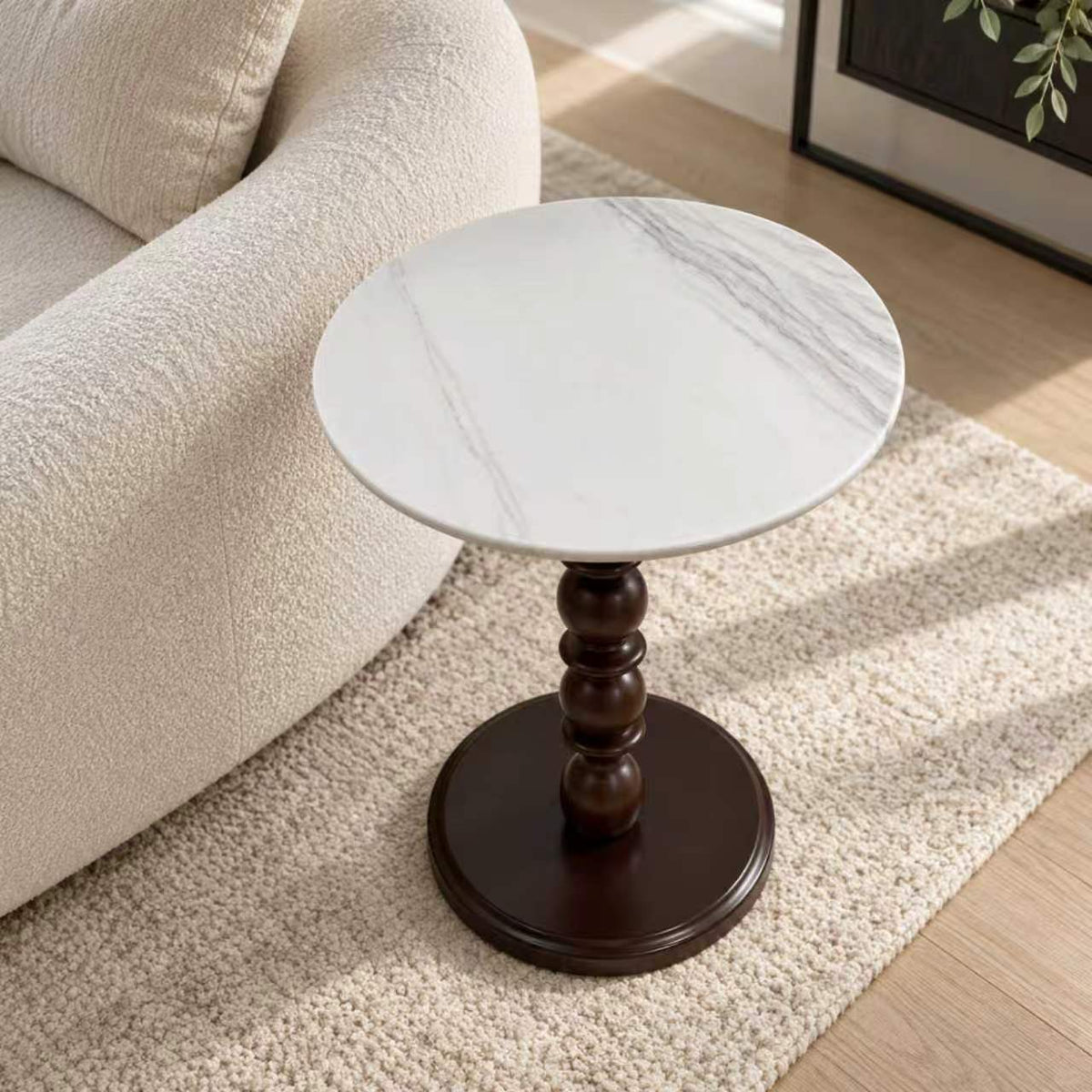 White Natural Marble & Solid Oak Round Side Table Marmor