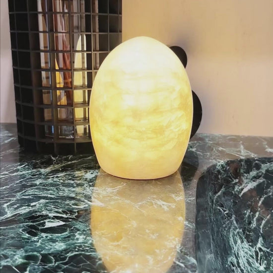 Easter Egg Marble Lamp – Touch Control and Cordless Lighting